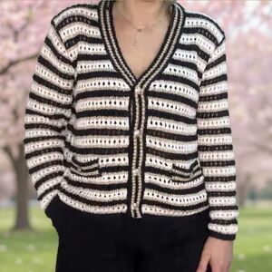 M🍀Primark Open Knit V-neck Cardigan with gold buttons